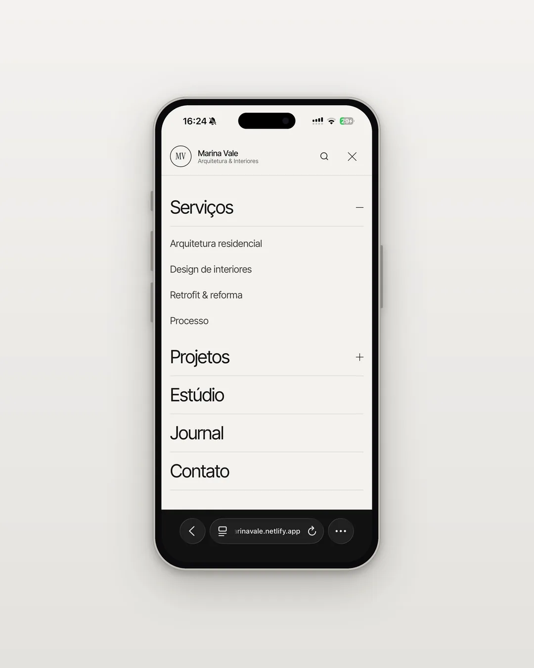 Marina Vale — menu mobile em tela cheia com acordeão de Serviços aberto